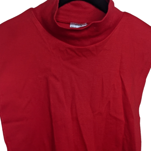 NWT CC Hughes Red Pullover Poncho - Toddler Size ❤️✨ - Picture 3 of 8